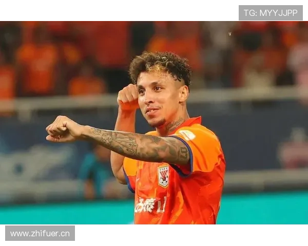 克雷桑分享进球庆祝照坚持不懈是成功的必经之路